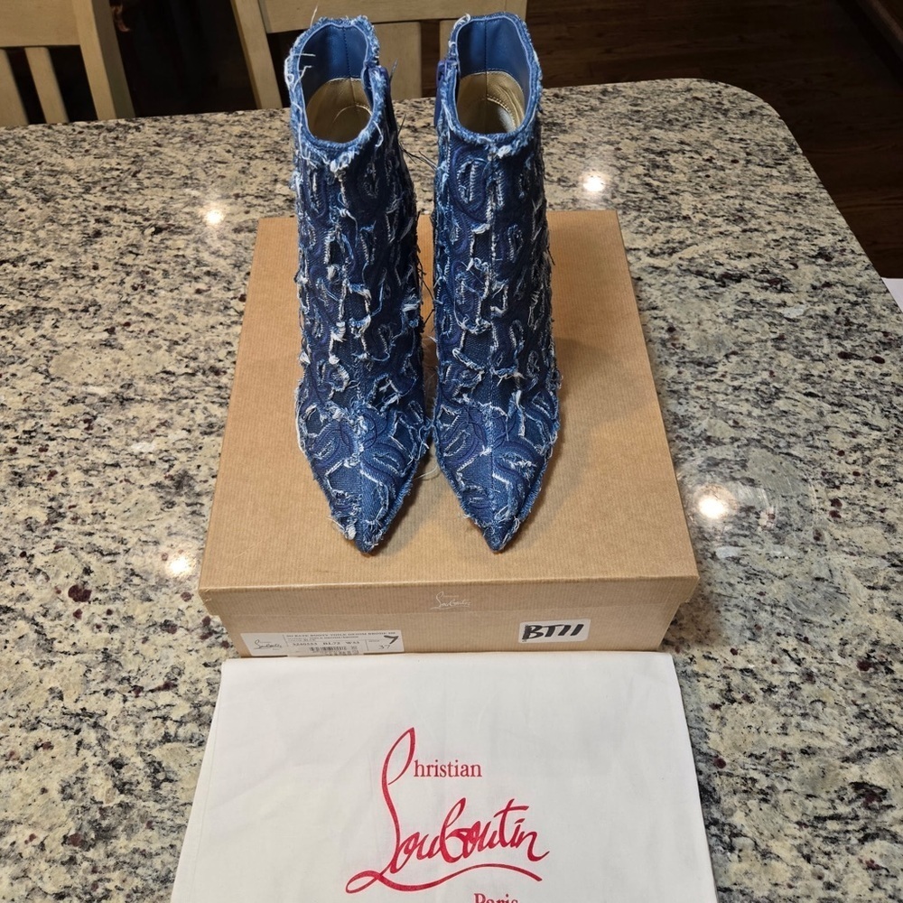 NEW Christian Louboutin So Kate Booty Toile Denim Brode 100mm Size 37 - Picture 2 of 12